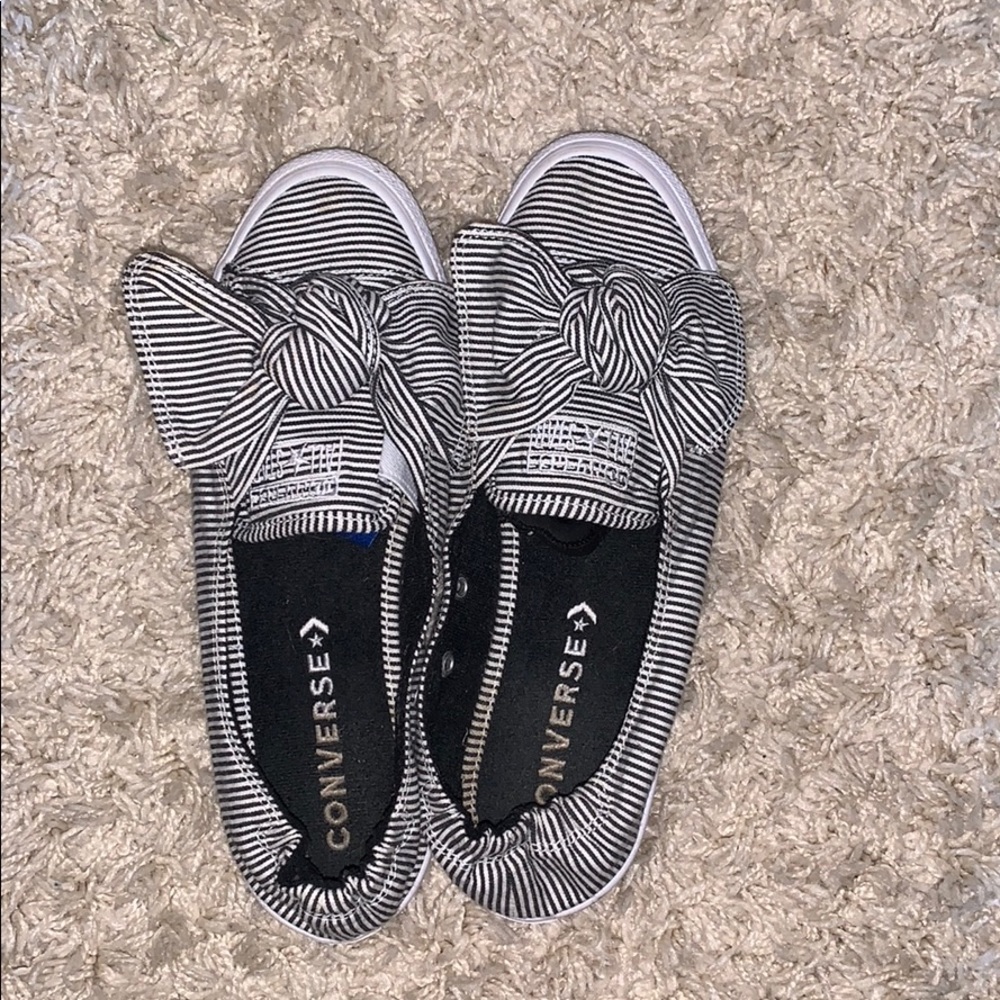 Converse slip ons